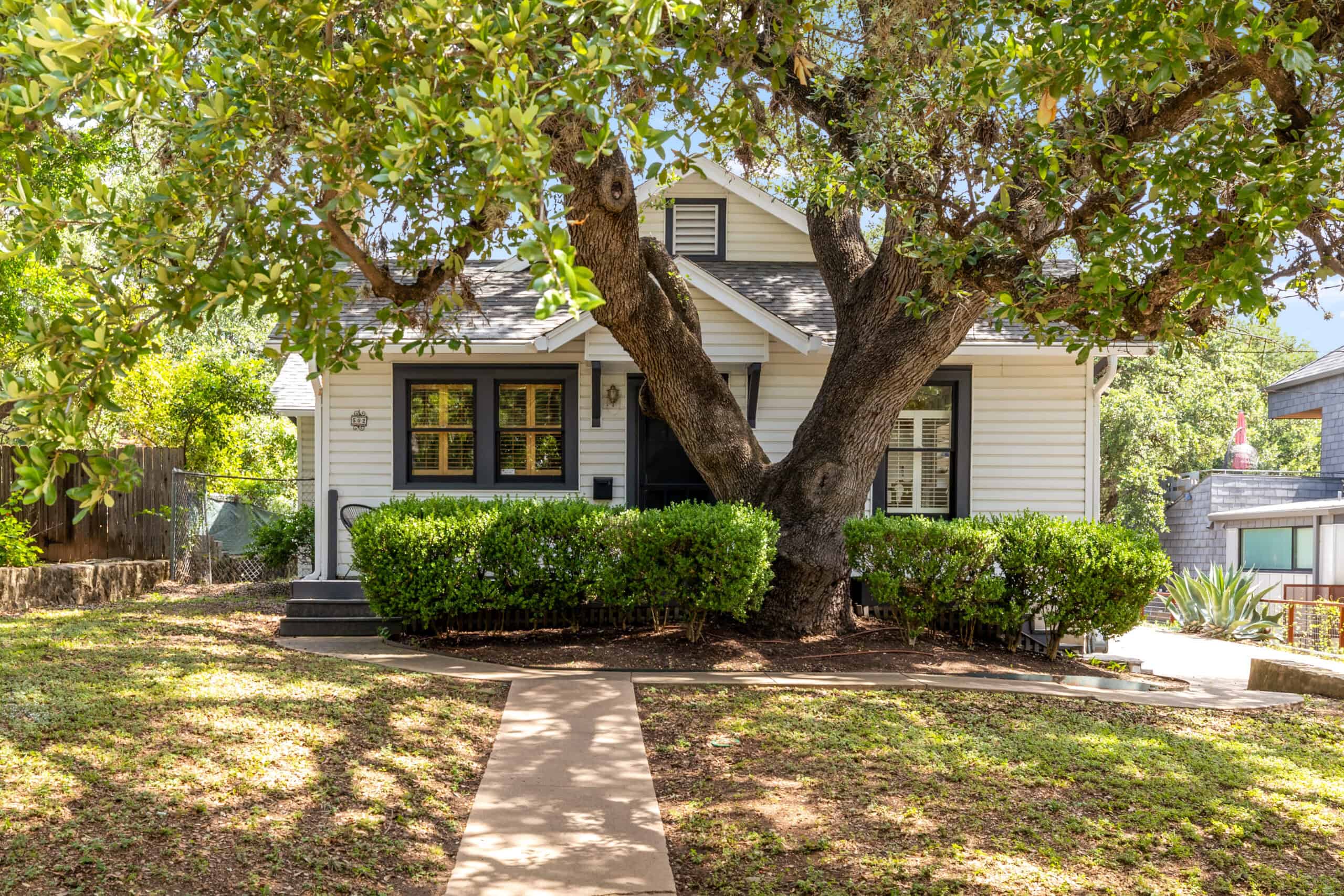 Home SoCo Cottage, a 1930s Craftsman cottage near South Congress in Austin, TX