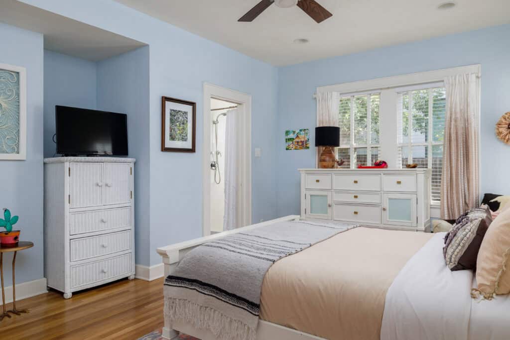 Home SoCo Cottage vacation rental near South Congress, Austin — photo 10